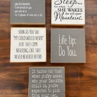 Wall /tabletop signs