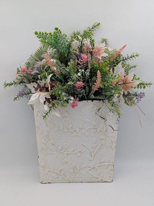 Metal Wall Tin